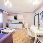 Sofia Violet Life Apartment