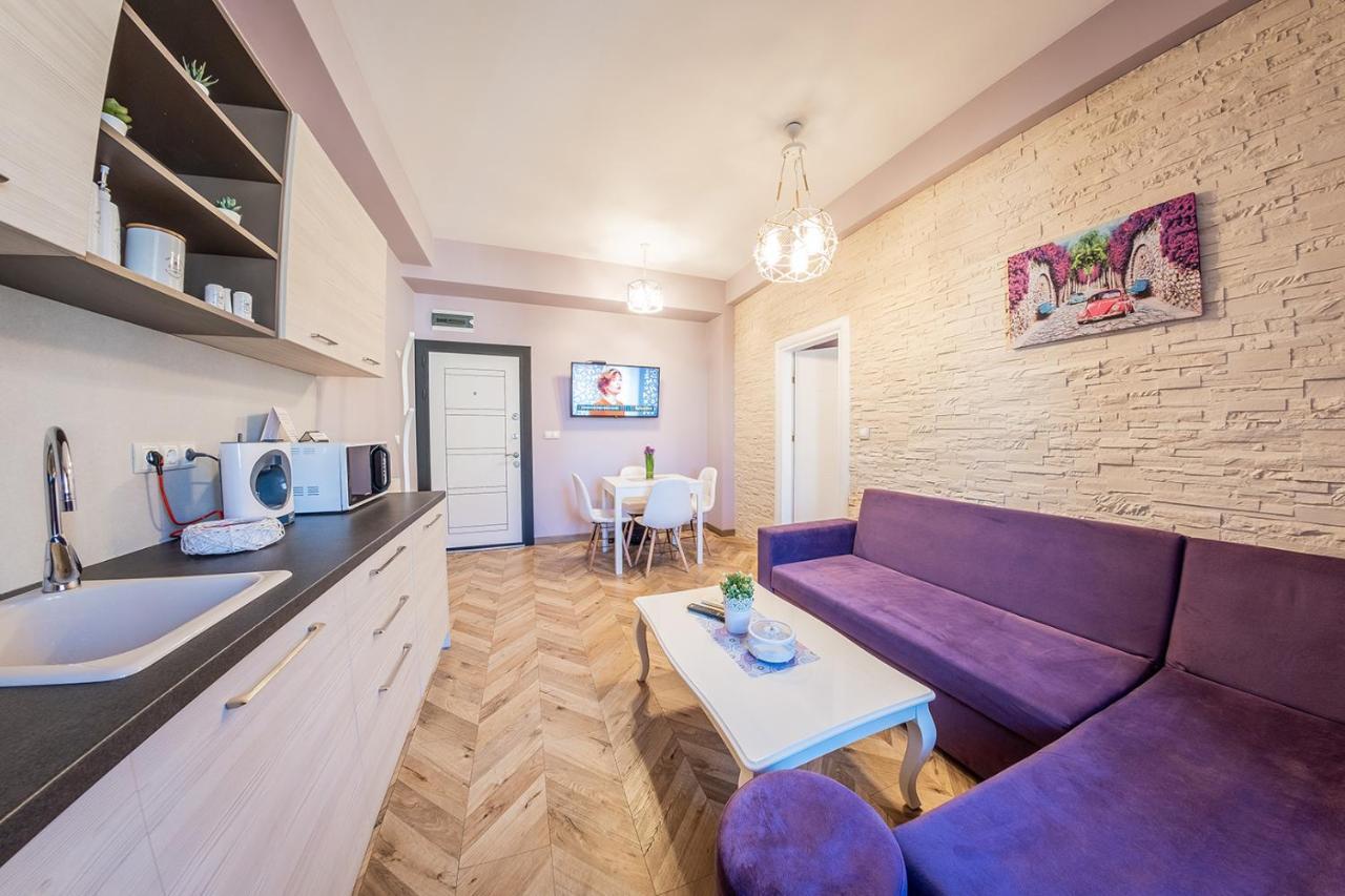 Apartament Violet Life